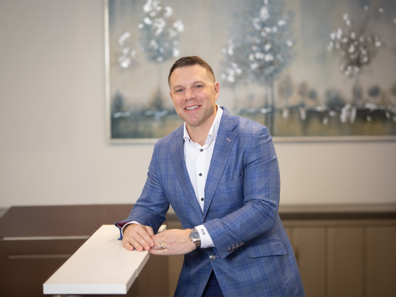 Financial Advisor Alex Williams