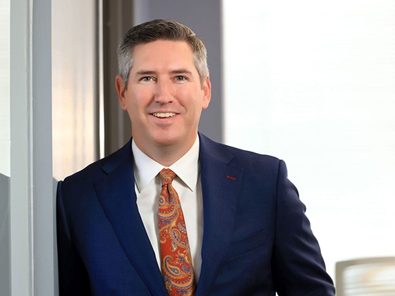 financial advisor brian lynn headshot