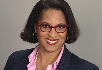 Lisa Toppin receives Walker's Legacy Power Award