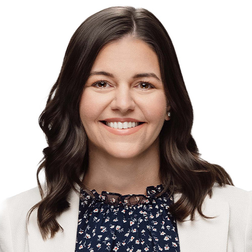 headshot of Tara Popernik, CFA®, CFP® 