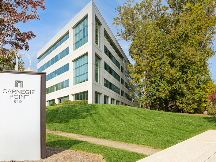 exterior  view of LPL Financial Linsco office building in Charotte, North Carolina area