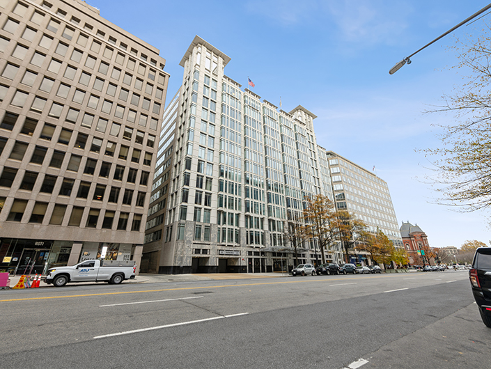 exterior view of LPL Financial Linsco office building in Washington, DC
