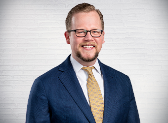 Financial advisor Nick Bevad image