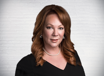 financial advisor michelle brennan hall image
