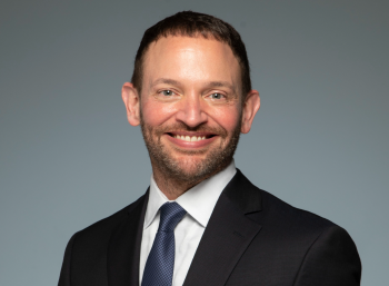 financial advisor Matthew Edwards headshot