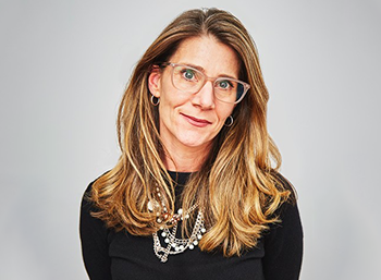 LPL EVP, Chief Marketing and Communication Officer Christa Carone headshot 