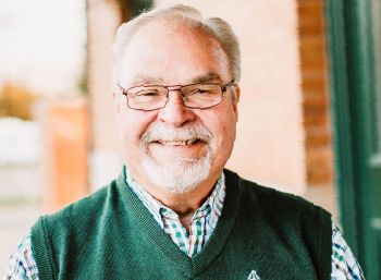 lpl financial advisor wayne maier headshot