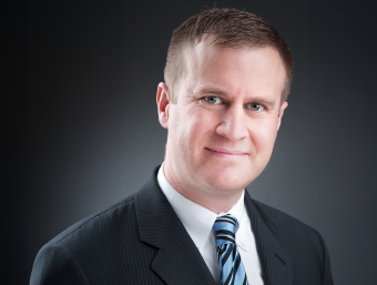financial advisor jerry madden headshot